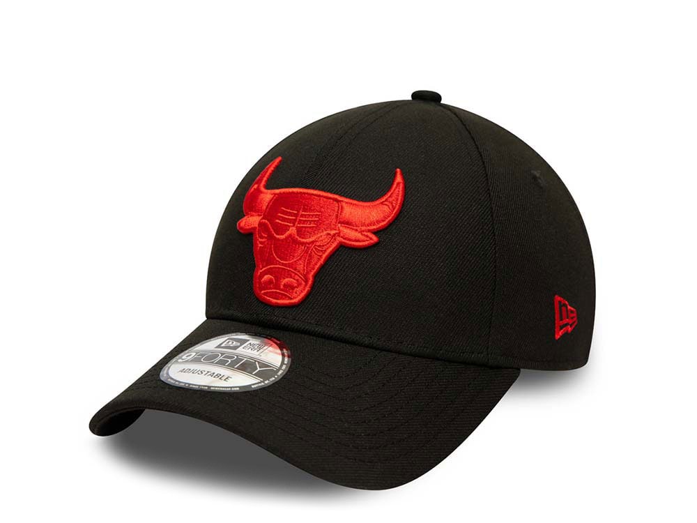 New Era Chicago Bulls Pop Logo 9Forty Snapback Hat