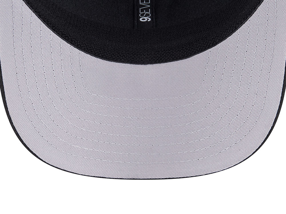 New Era Pittsburgh Pirates Black Edition 9Seventy Trucker Snapback Hat