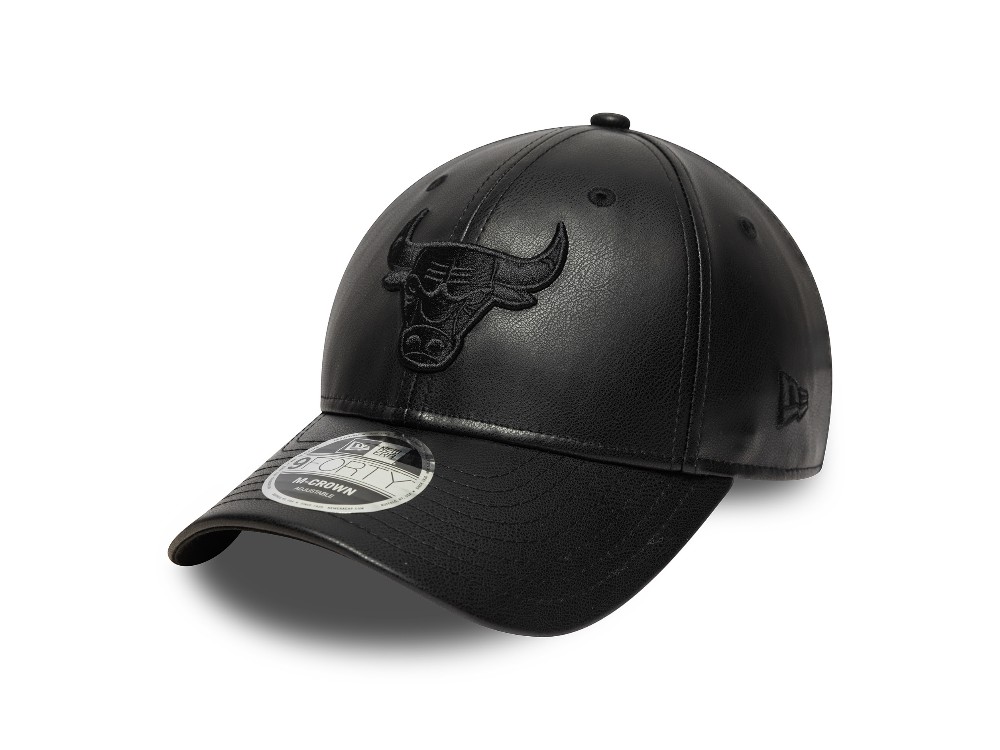New Era Chicago Bulls Black PU Leather Edition 9Forty M Crown Snapback Hat