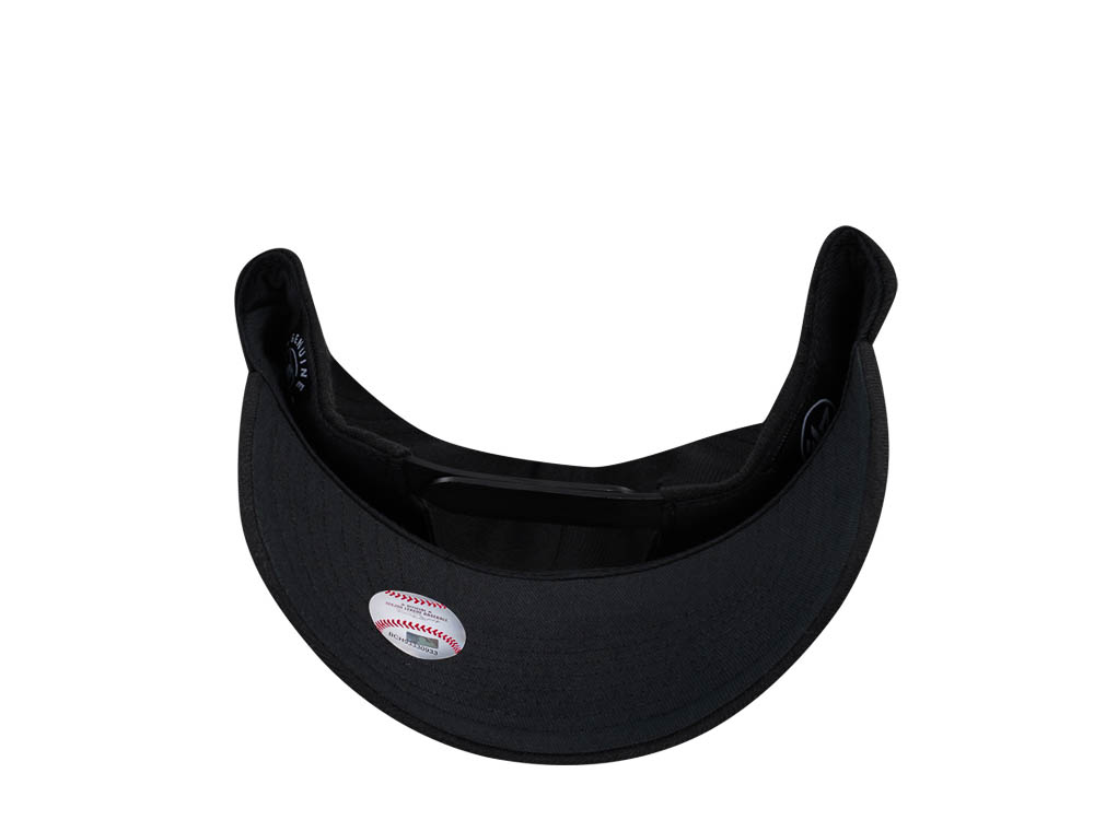47Brand Chicago White Sox Black MVP Snapback Hat
