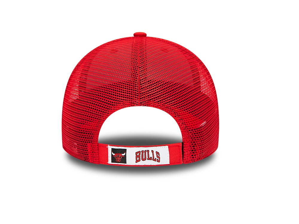 New Era Chicago Bulls Home Field Red 9Forty Trucker Strapback Hat