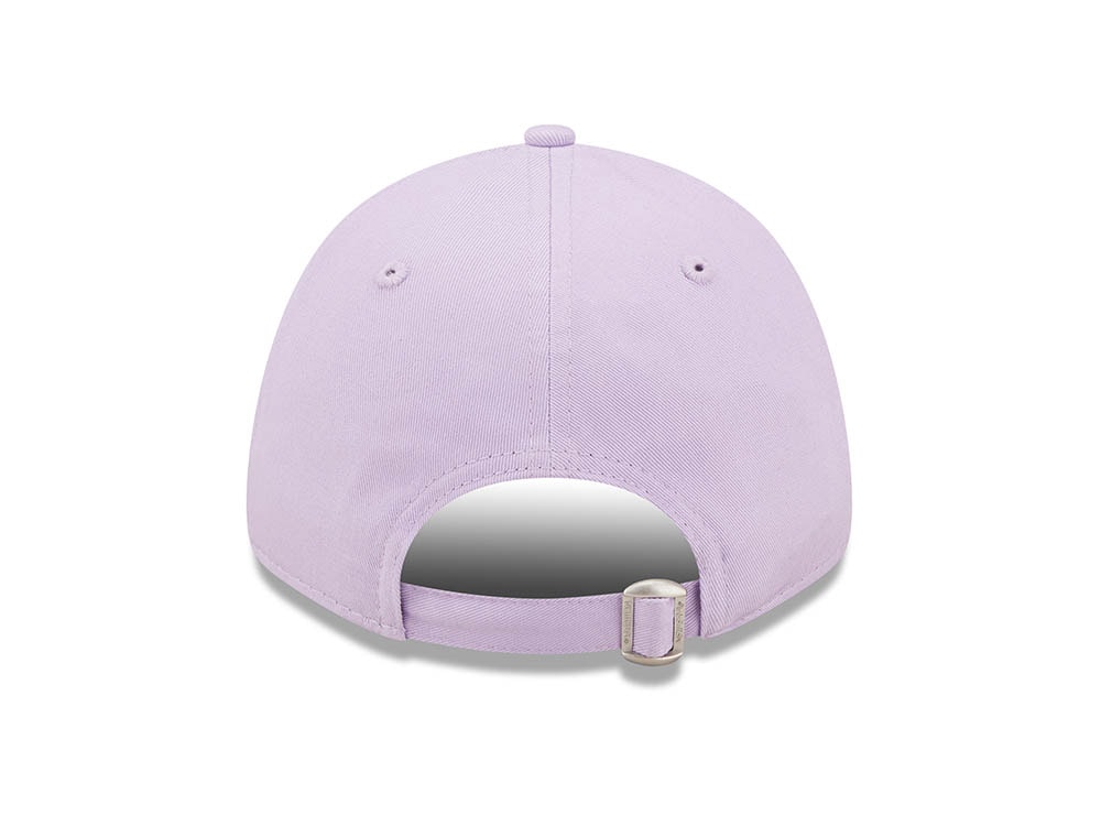 New Era New York Yankees League Essentials Lavender 9Forty Strapback Hat