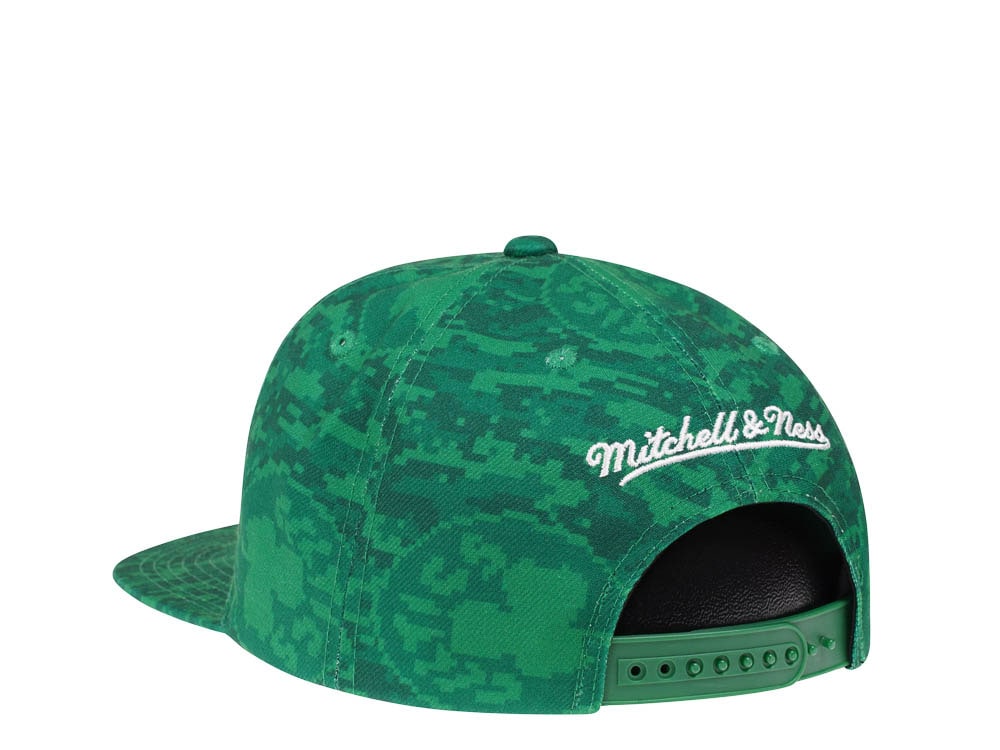 Mitchell & Ness Boston Celtics NBA Team Digi Camo Hardwood Classic Snapback Hat