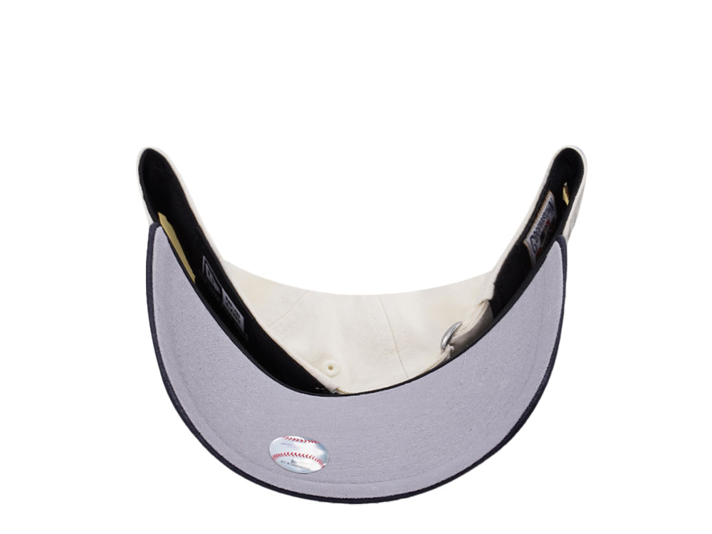 New Era New York Yankees World Series 1996 Chrome Two Tone Edition 9Twenty Strapback Hat