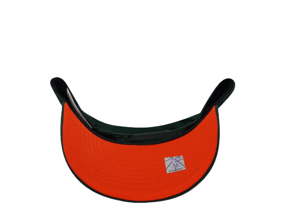 Mitchell & Ness Chicago Bulls 20th Anniversary Green Edition Pro Pinch Fit Snapback Hat