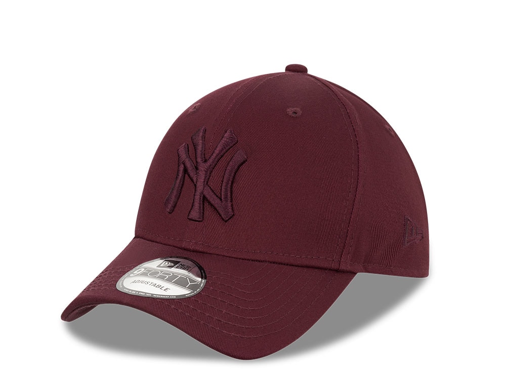 New Era New York Yankees All Maroon 9Forty Snapback Hat