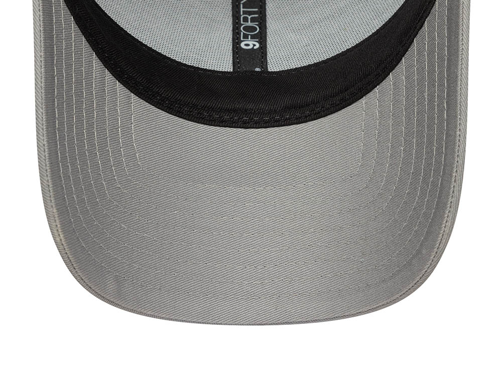 New Era New York Yankees Outline Grey 9Forty Strapback Hat