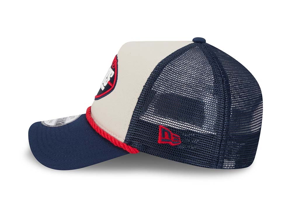 New Era New York Giants Sideline 2024 9Forty A Frame Trucker Snapback Hat