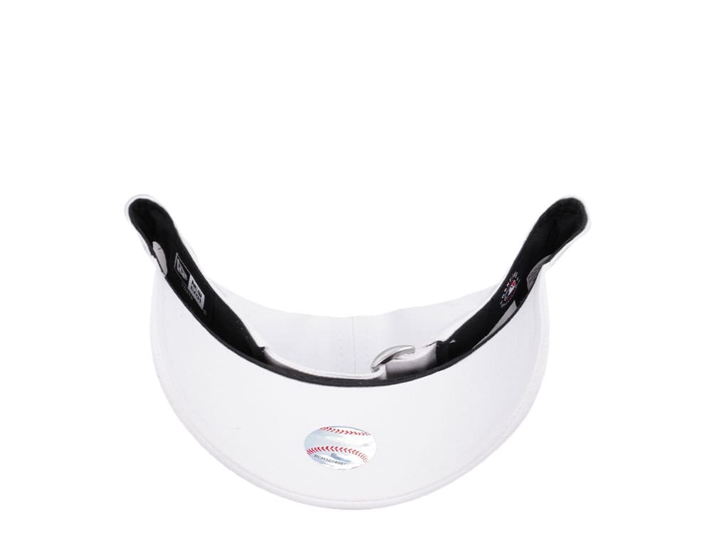 New Era New York Yankees White Kids 9Forty Strapback Hat
