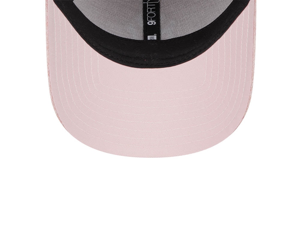 New Era New York Yankees Fleece Pink Womens 9Forty Strapback Hat