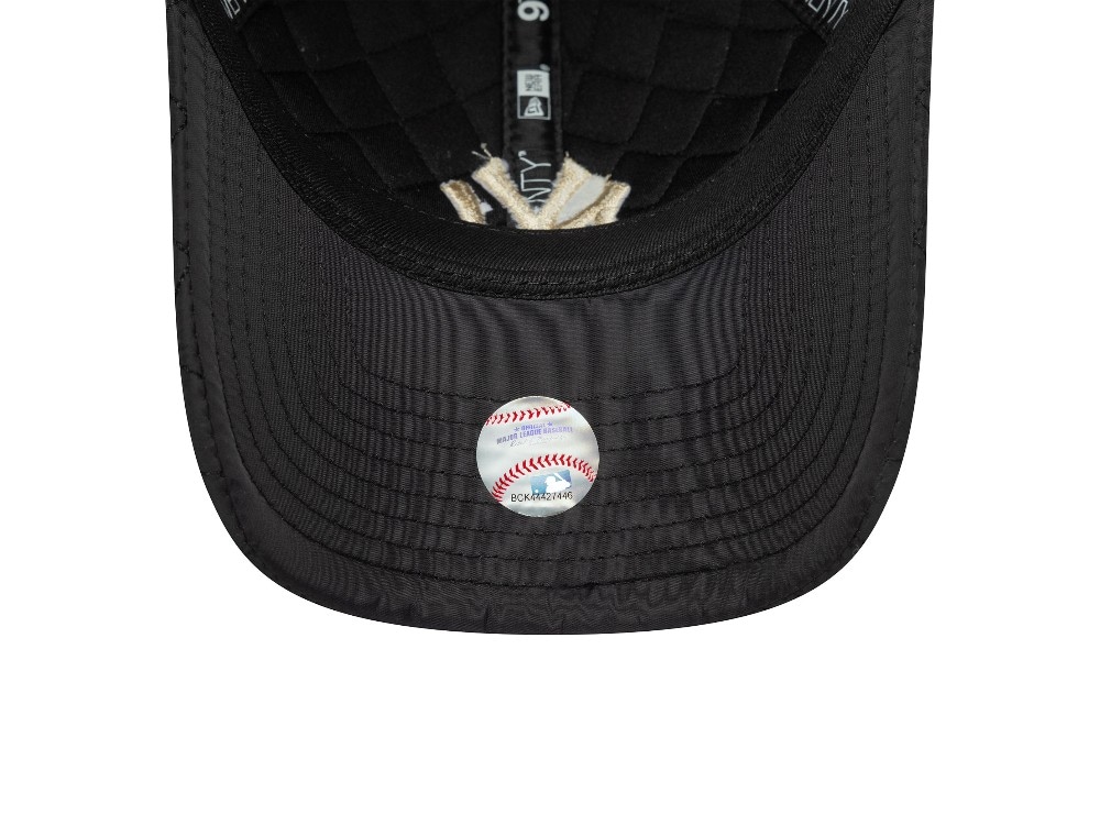 New Era New York Yankees Quilted Navy 9Twenty Snapback Hat