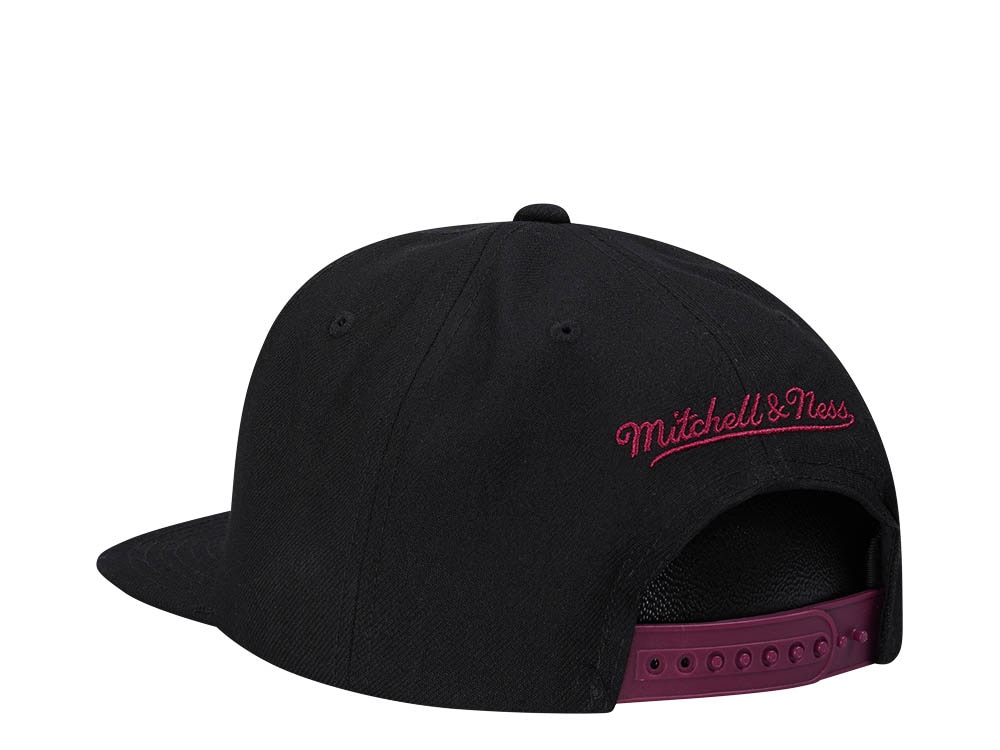 Mitchell & Ness Colorado Avalanche Retro Lock up  Snapback Hat