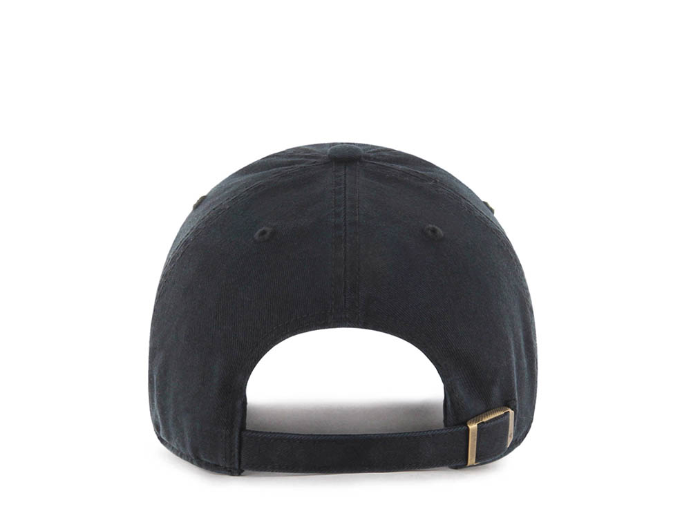 47Brand Santa Claus Holiday Black Base Runner Clean Up Strapback Hat