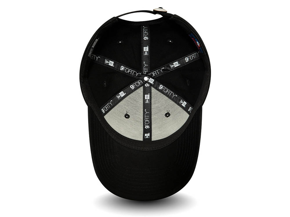 New Era New York Yankees Essential Black and Black Womens 9Forty Strapback Hat