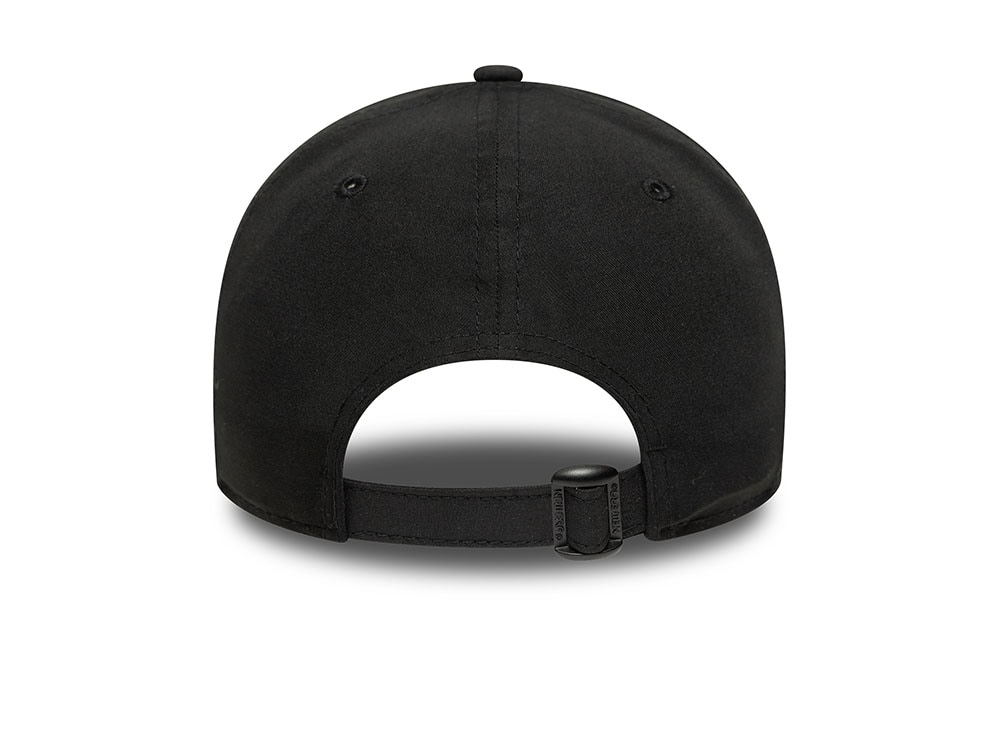 New Era New York Yankees Black Tonal Flawless 9Forty Strapback Hat