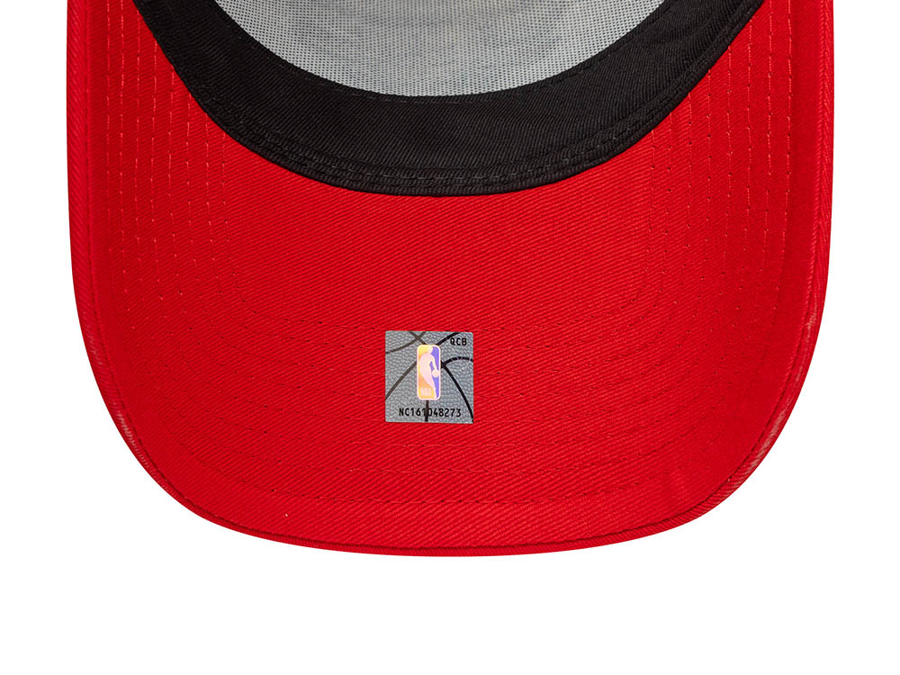 New Era Chicago Bulls 6 Time NBA Champions Edition 9Forty A Frame Trucker Snapback Hat