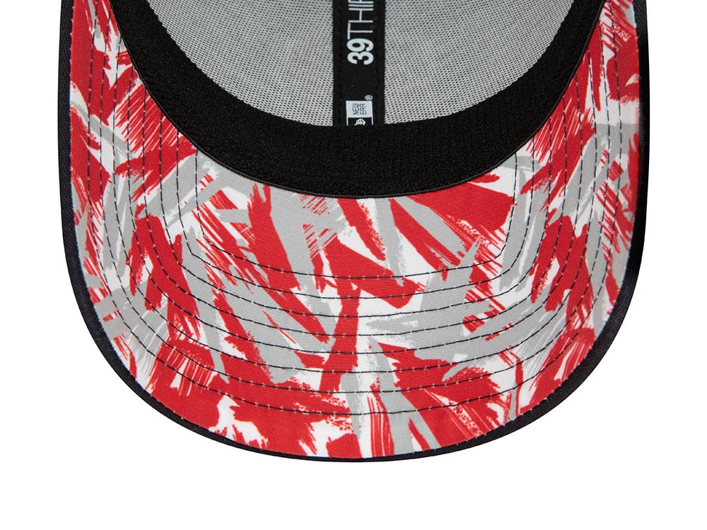 New Era England Rugby Black Undervisor Print Edition 39Thirty Stretch Trucker Hat