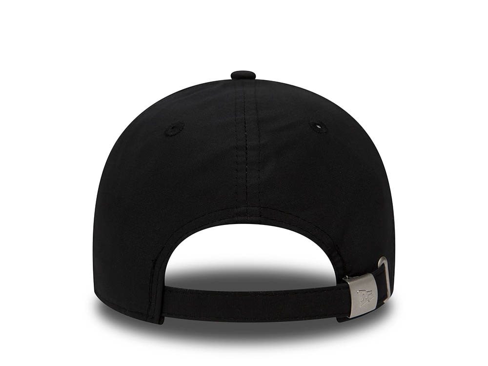 New Era New York Yankees Black Flawless 9Forty Strapback Hat
