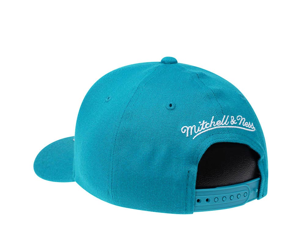 Mitchell & Ness Charlotte Hornets Team Ground Red Line Solid Flex Snapback Hat