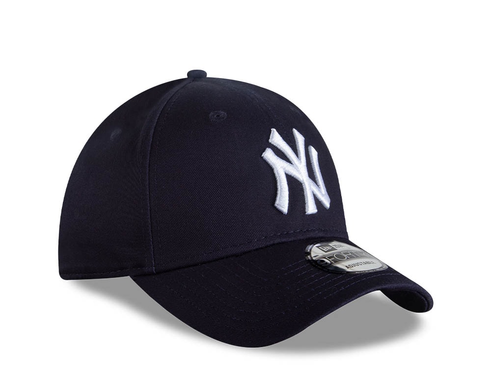 New Era New York Yankees Deep Navy League Essential 9forty Snapback Hat