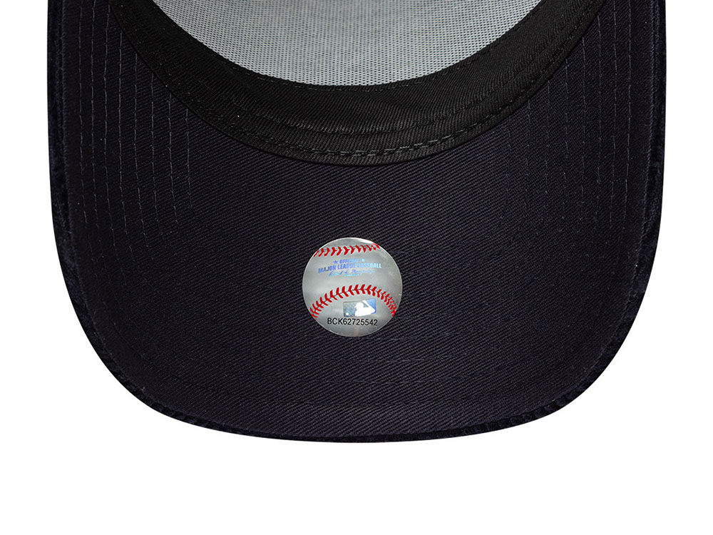 New Era New York Yankees Corduroy Tonal Navy Prime Edition 9Forty A Frame Trucker Snapback Hat
