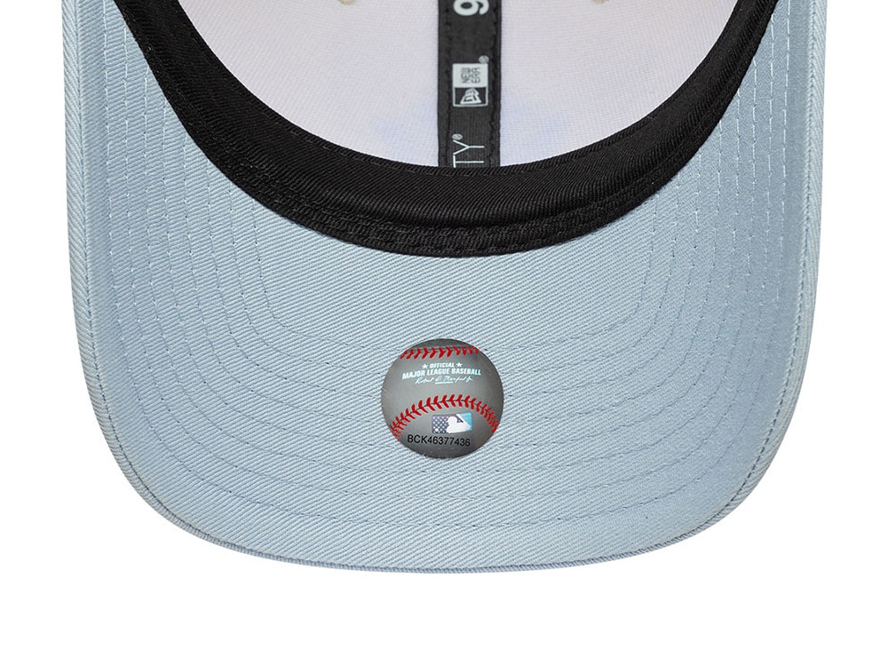 New Era New York Yankees Side Script Two Tone 9Forty M Crown Snapback Hat