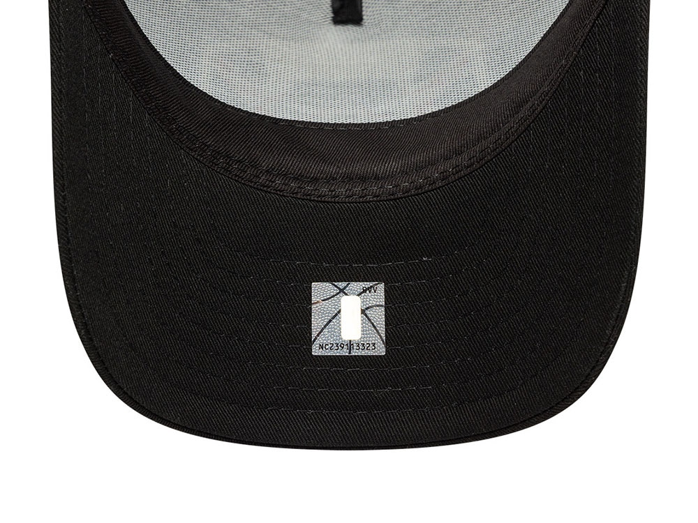 New Era Chicago Bulls Black 9Forty M Crown A Frame Trucker Snapback Hat