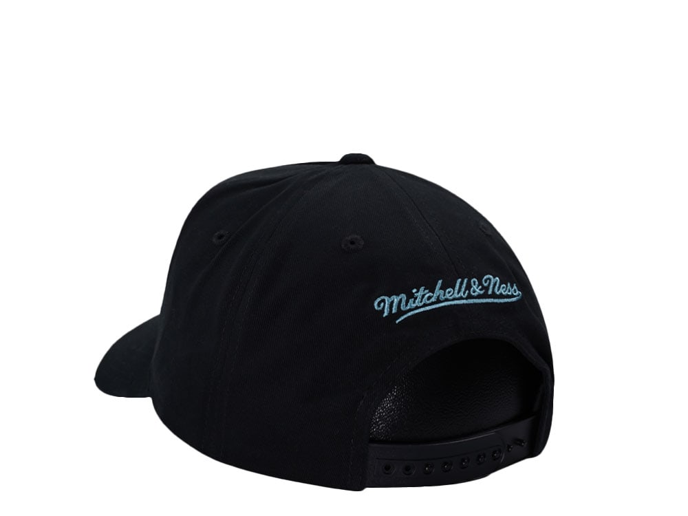 Mitchell & Ness Seattle Kraken Black Pro Pinch Fit Snapback Hat