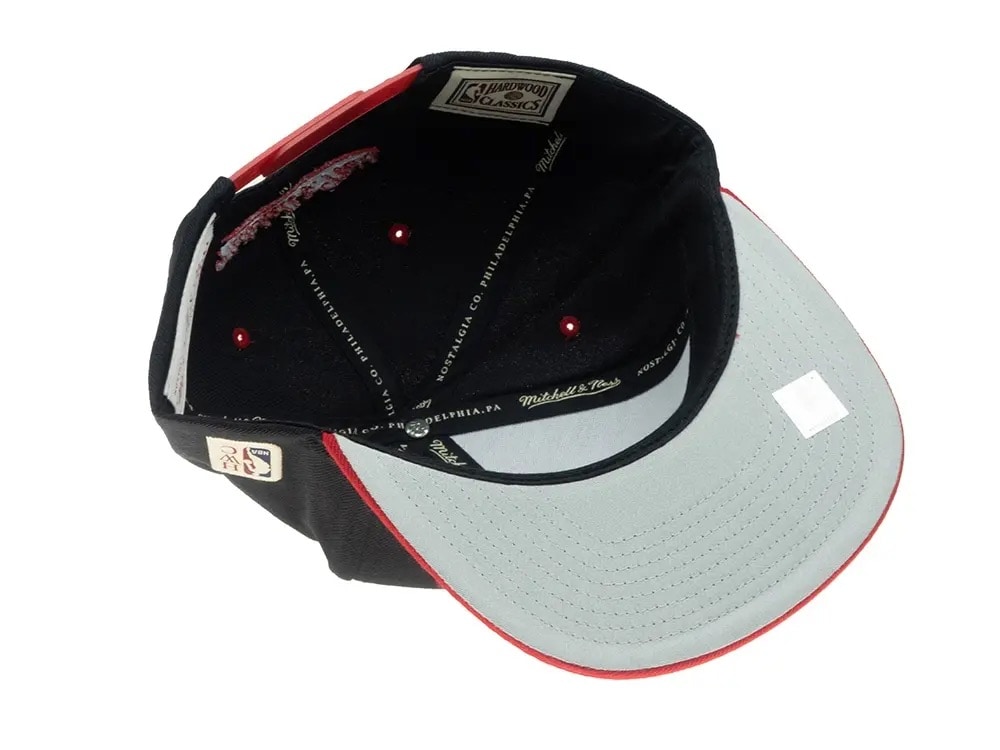 Mitchell & Ness Philadelphia 76ers HWC Team Arch Snapback Hat
