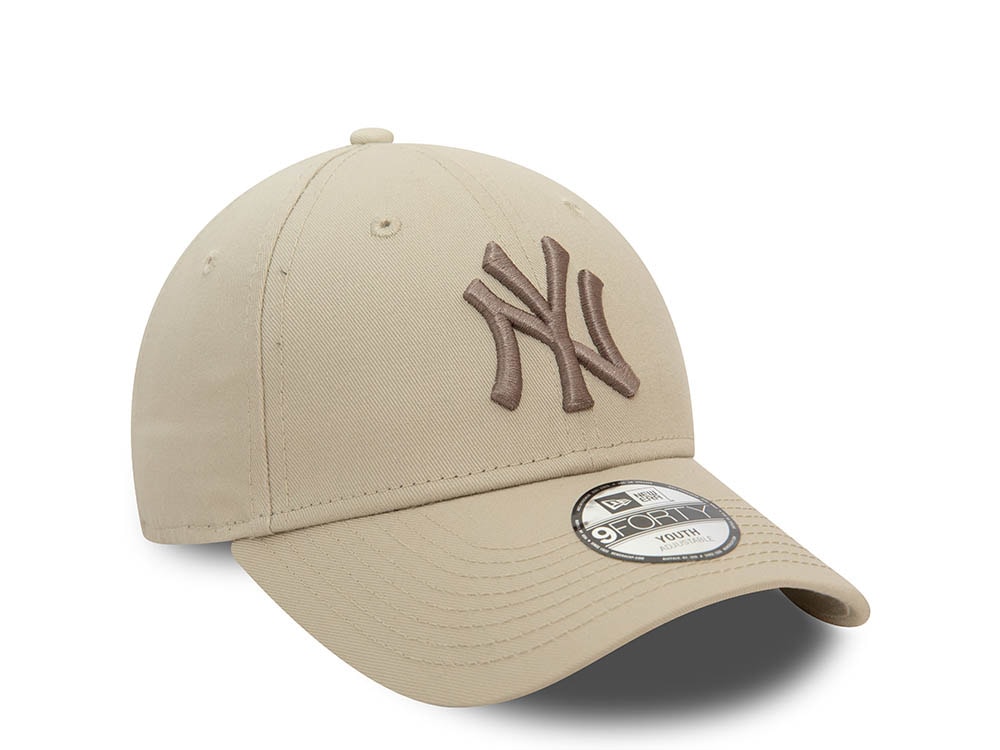 New Era New York Yankees League Essential Kids Stone 9Forty Strapback Hat