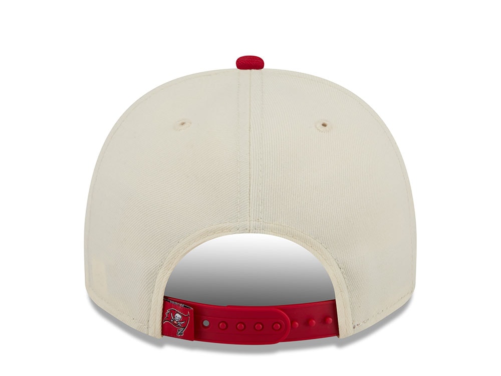 New Era Tampa Bay Buccaneers 1975 Classic Chrome Edition 9Fifty A Frame Snapback Hat