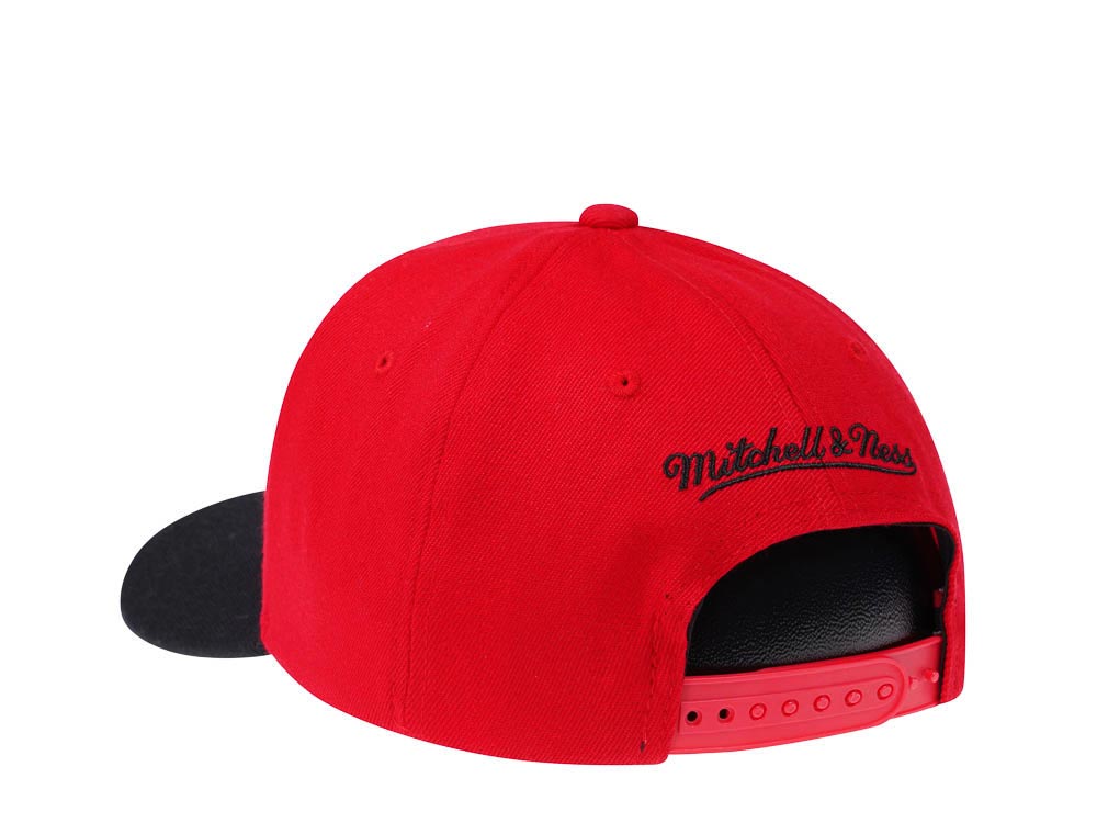 Mitchell & Ness Atlanta Hawks Two Tone Red Line Solid Flex Snapback Hat