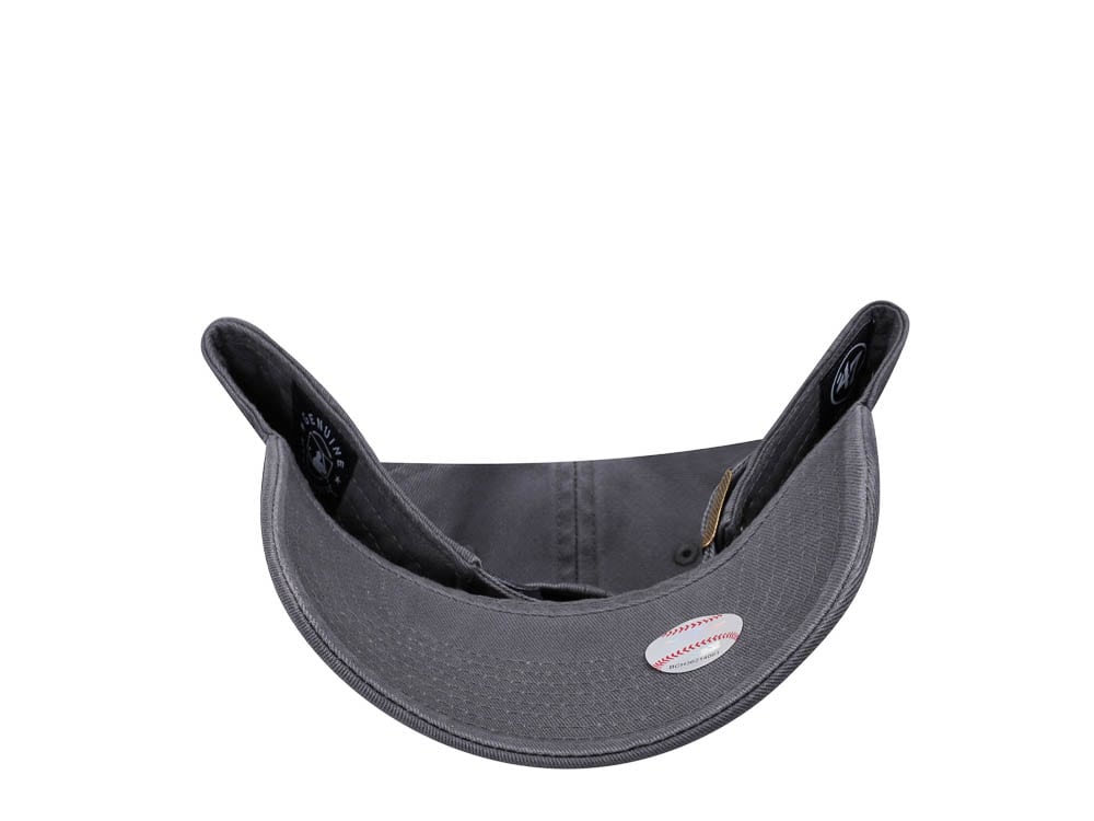 47Brand New York Yankees Charcoal Clean Up Strapback Hat