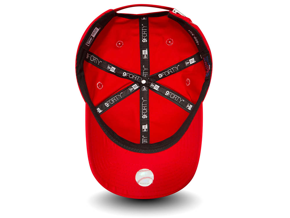 New Era New York Yankees Scarlet Red Flawless 9Forty Strapback Hat