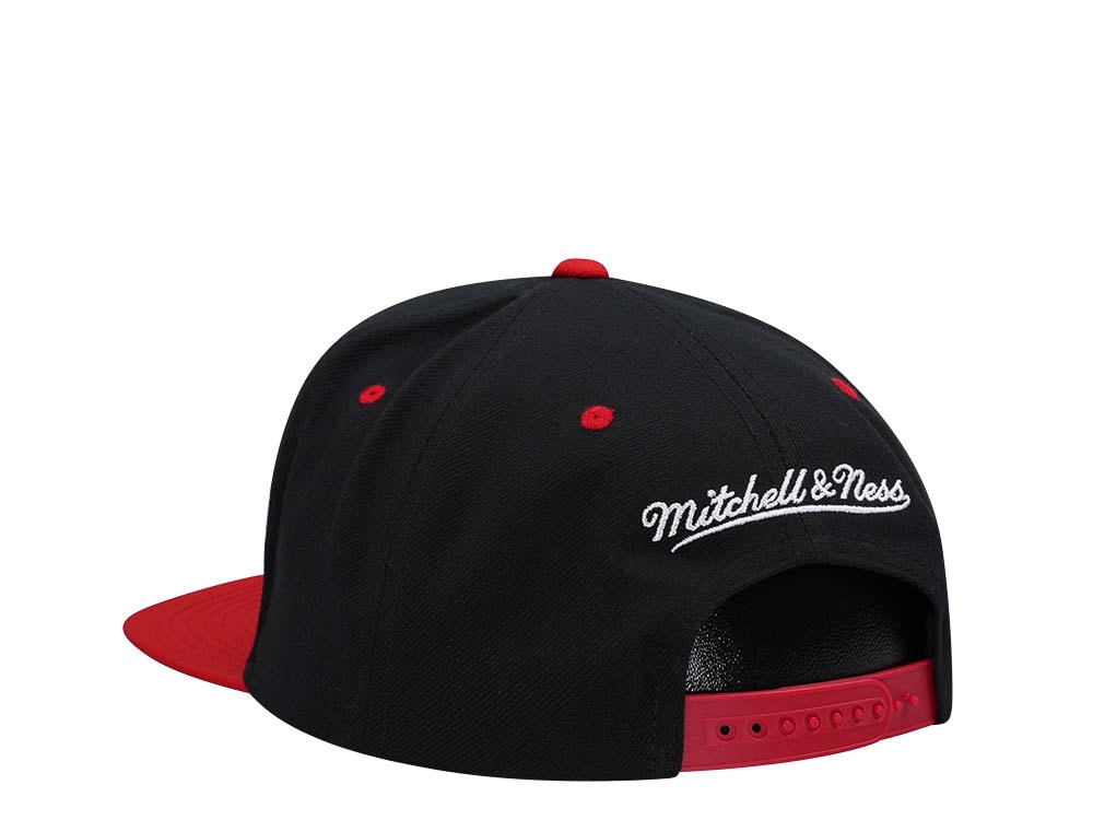 Mitchell & Ness Chicago Blackhawks Transcript Two Tone Snapback Hat