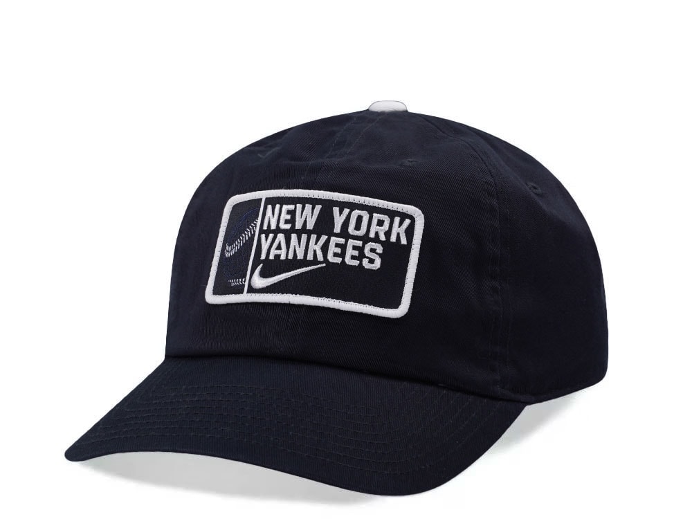 Nike New York Yankees Primetime Club Black Edition Strapback Hat
