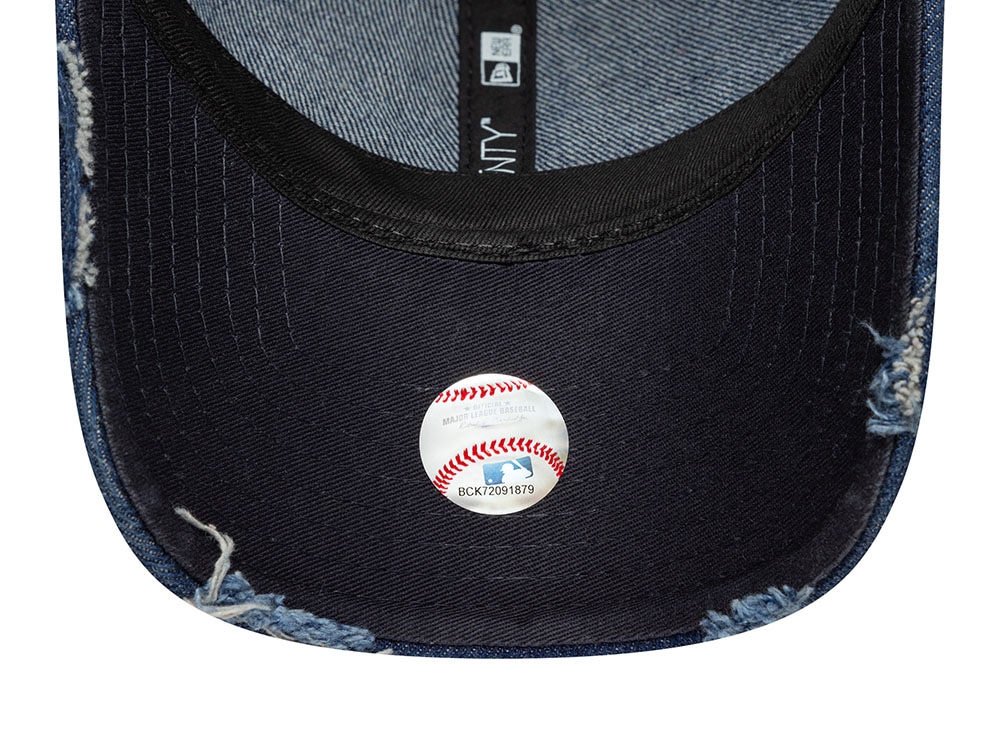 New Era New York Yankees Denim Distress Navy 9Twenty Strapback Hat