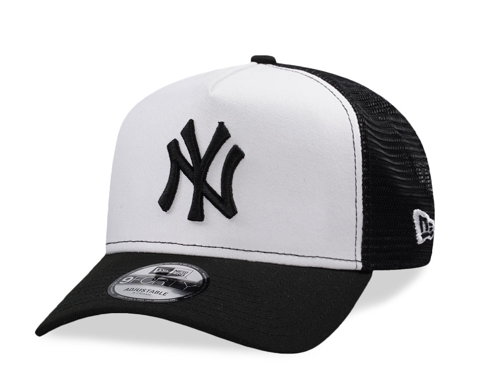 New Era New York Yankees White Classic Edition 9Forty A Frame Trucker Snapback Hat