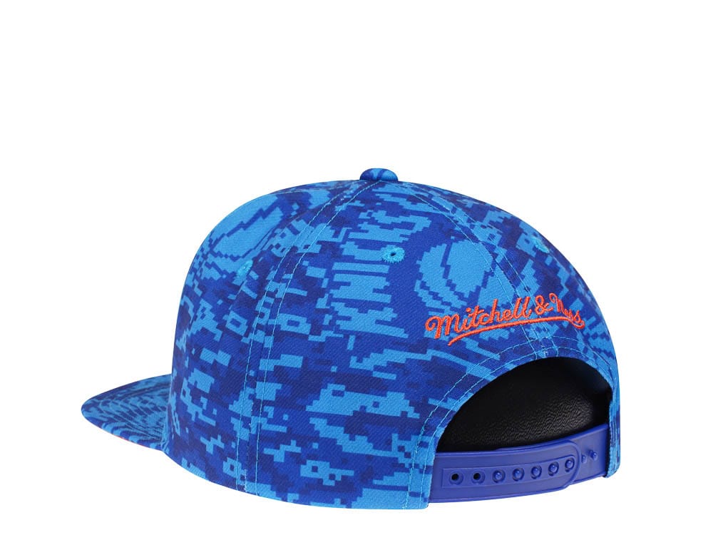 Mitchell & Ness New York Knicks NBA Team Digi Camo Hardwood Classic Snapback Hat