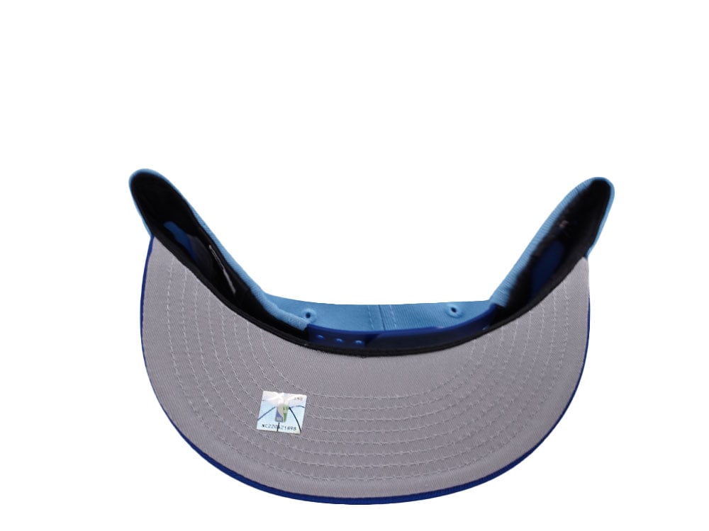 New Era Los Angeles Lakers 17x Champs Sky Blue Two Tone Edition 9Fifty Snapback Hat