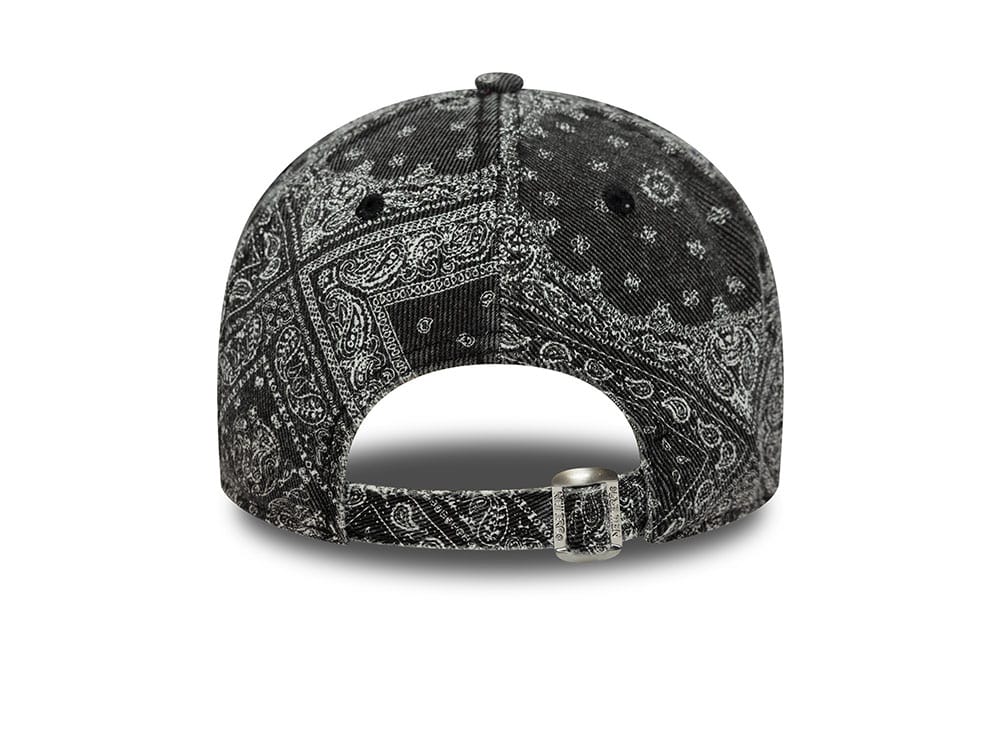 New Era New York Yankees Washed Paisley Black 9Twenty Strapback Hat