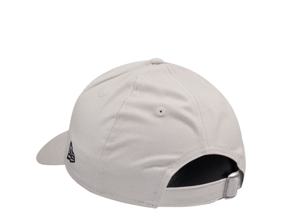 New Era New York Yankees League Essential Stone Kids 9Forty Strapback Hat