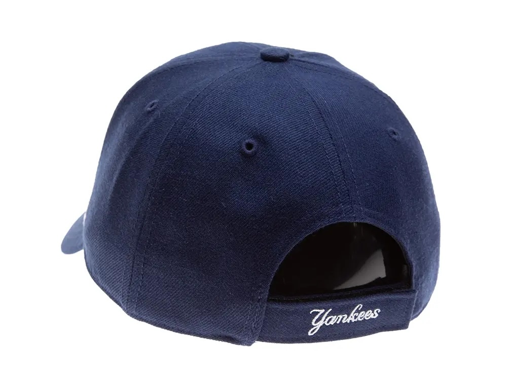 47brand New York Yankees Classic Curved Light Navy Strapback Hat