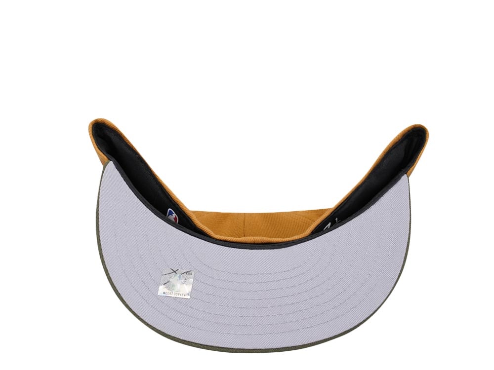 New Era New York Knicks Panama Tan Olive Two Tone Classic Edition 59Fifty Fitted Hat