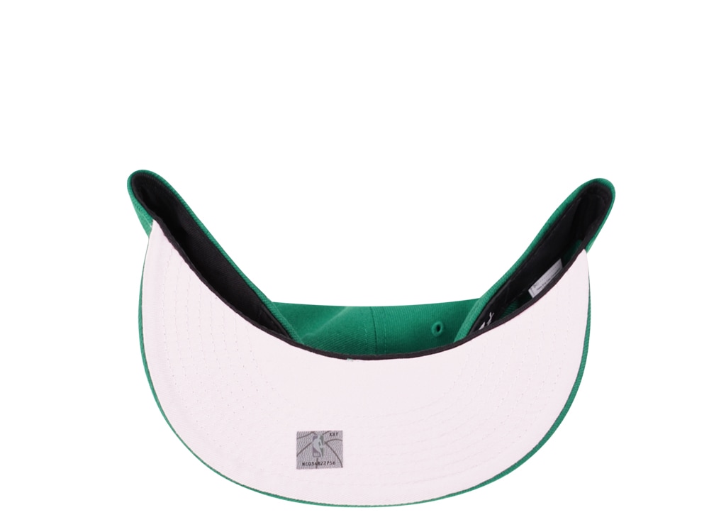 New Era Boston Celtics Green Chainstitchheart Edition 59Fifty Fitted Hat