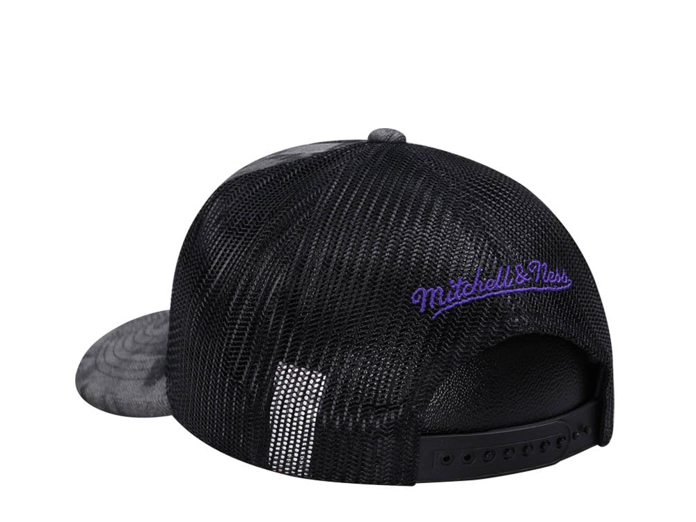 Mitchell & Ness Los Angeles Lakers Burnt Ends Black Trucker Snapback Hat