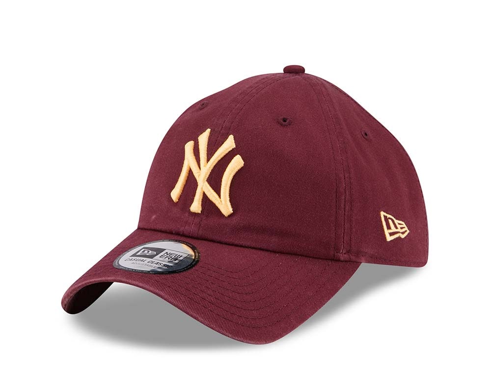 New Era New York Yankees Red Casual Classic Strapback Hat