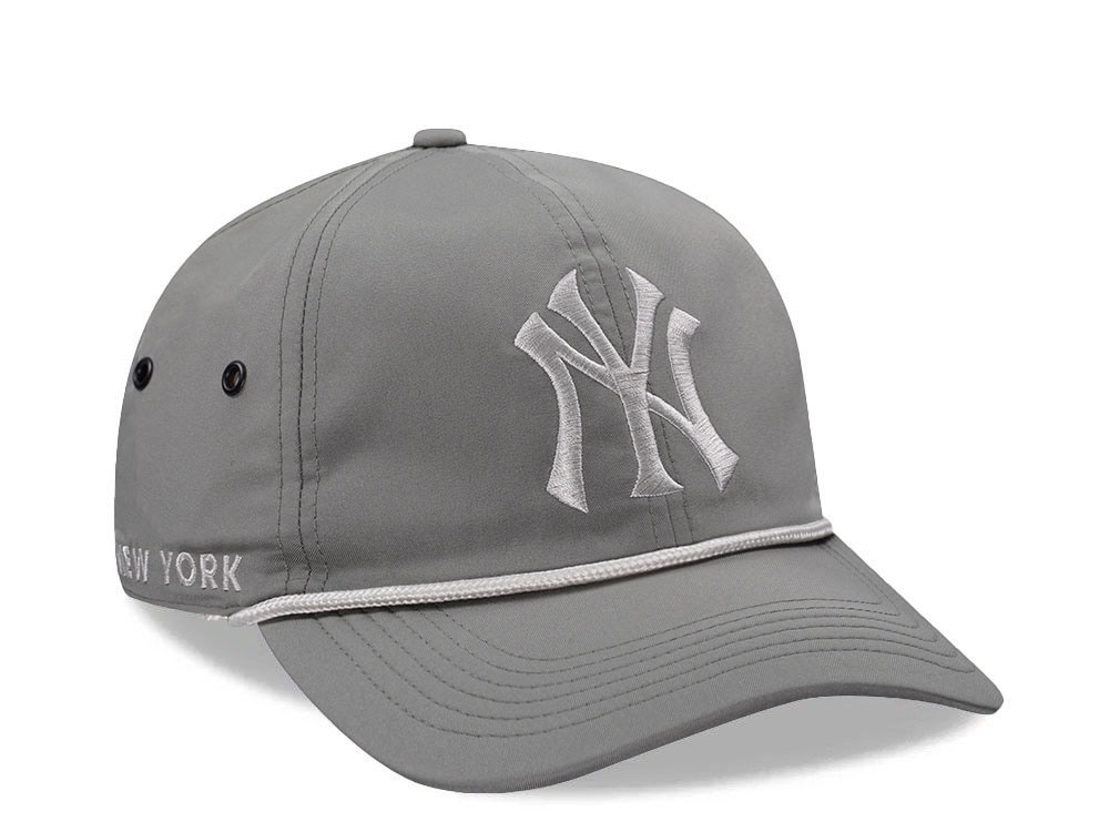 Nike New York Yankees Club Olive Edition Strapback Hat