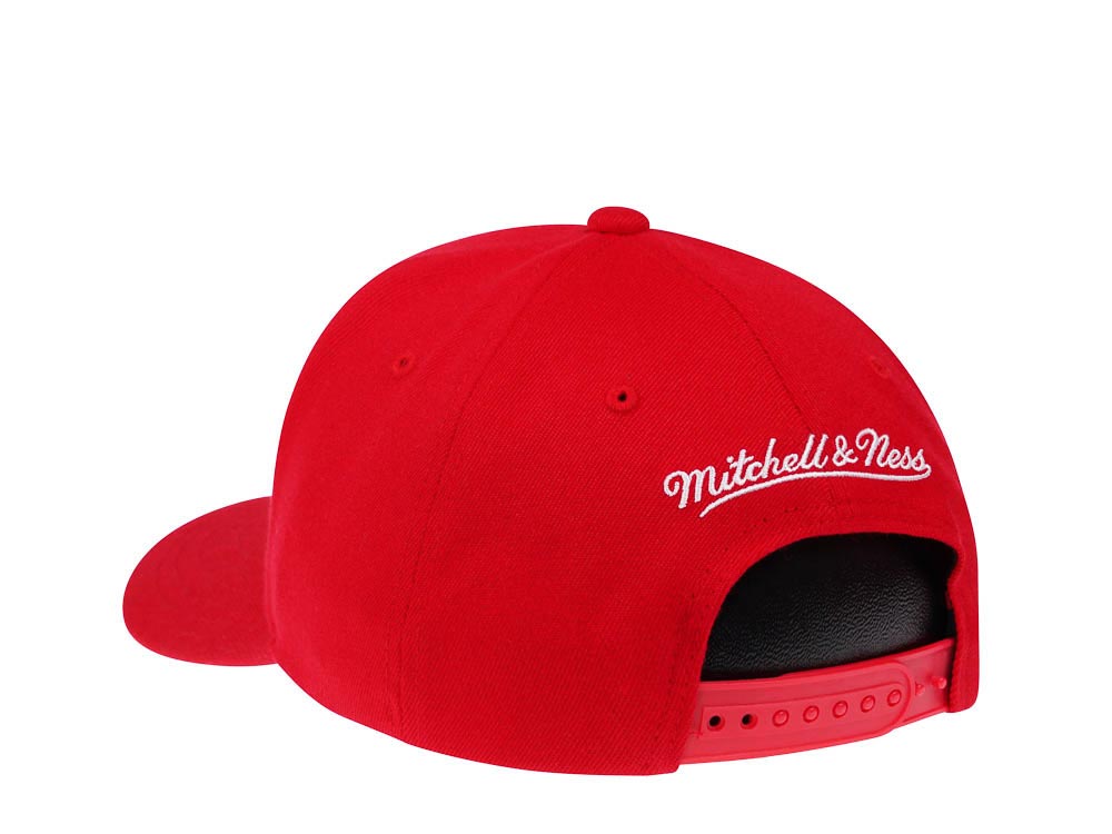 Mitchell & Ness Atlanta Hawks Team Ground Red Line Solid Flex Snapback Hat