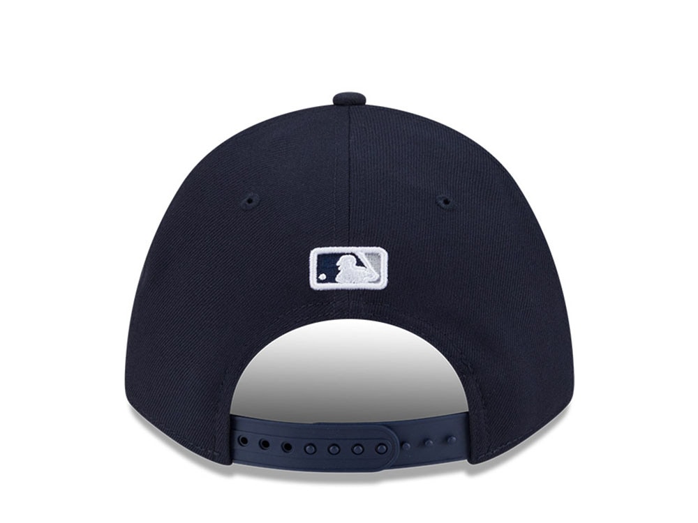 New Era New York Yankees Player Replica 9Forty M Crown Snapback Hat